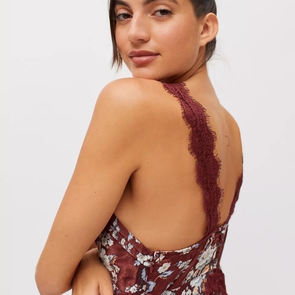 Urban Outfitters Satin Maroon Floral Tiffany Lace Mini Tulle Lined Mini Dress XS - Picture 5 of 17